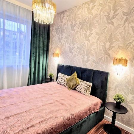 University District&City Gateaway Free Parking! Lodź Bagian luar foto