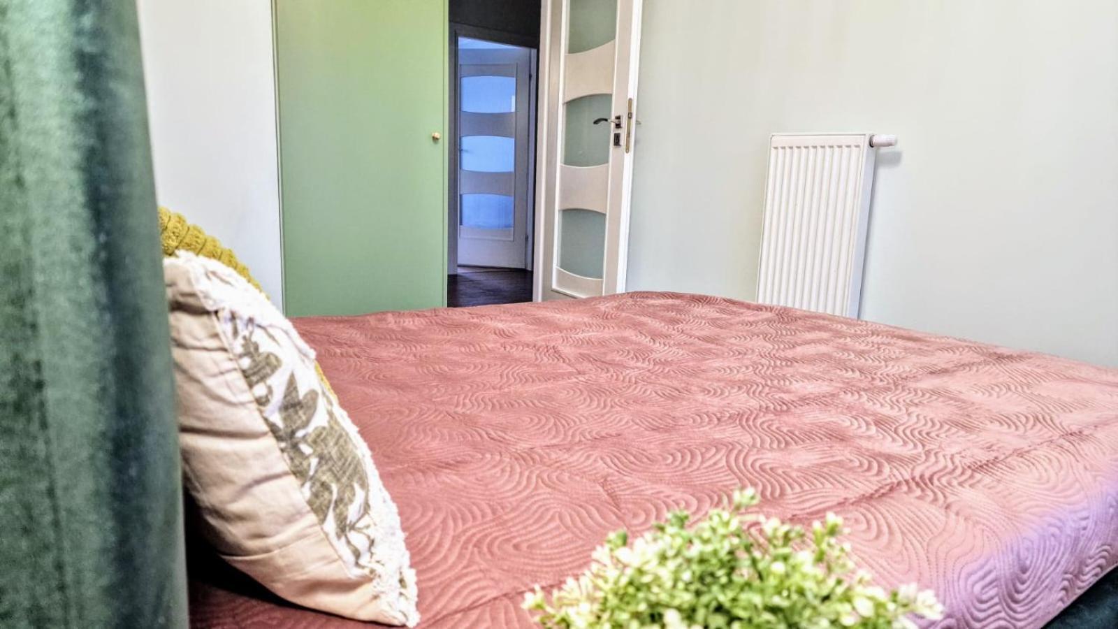 University District&City Gateaway Free Parking! Lodź Bagian luar foto